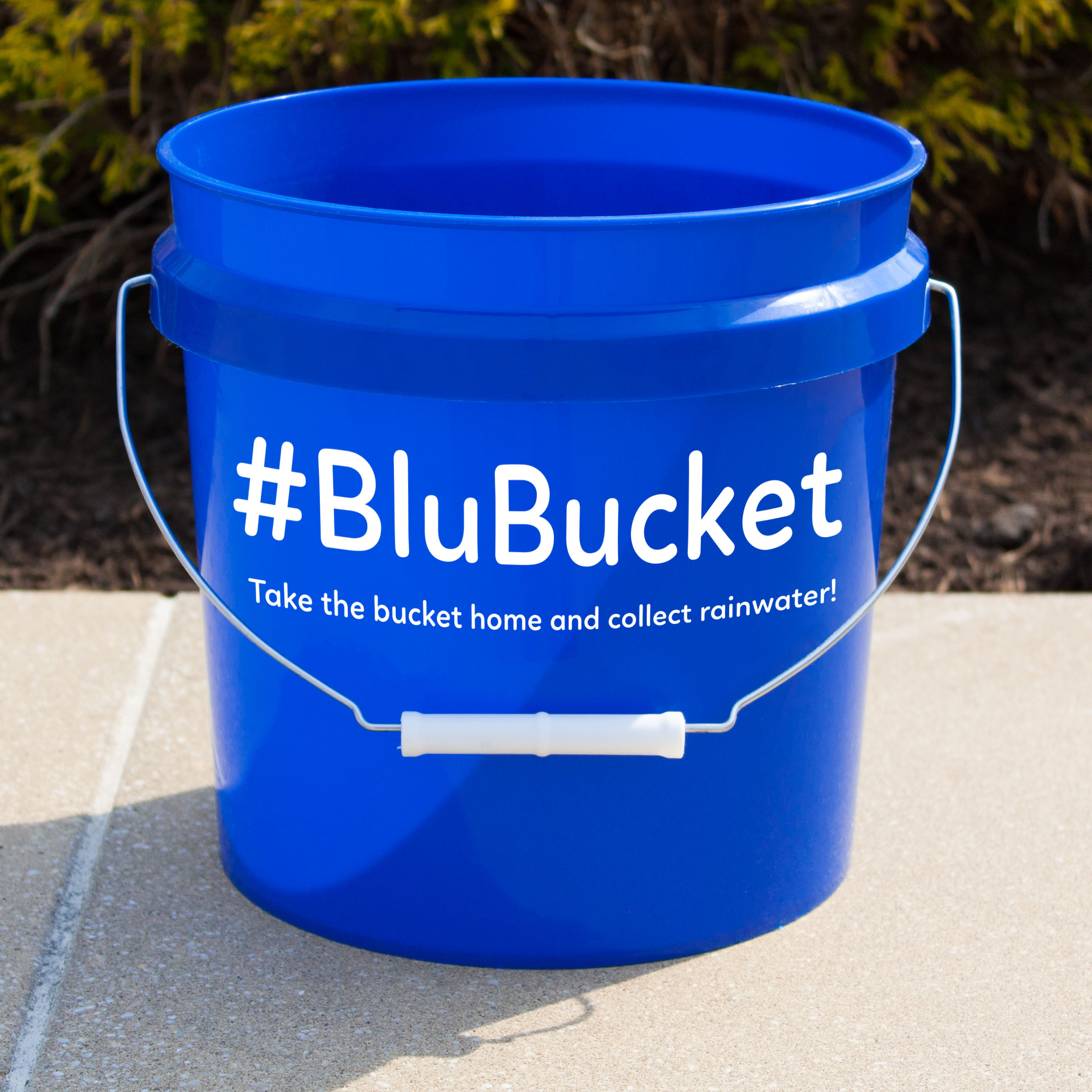 Reclaim BluBucket Front
